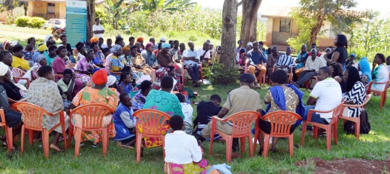 Ugandan ihmisoikeushankkeen naiset kertovat arjestaan